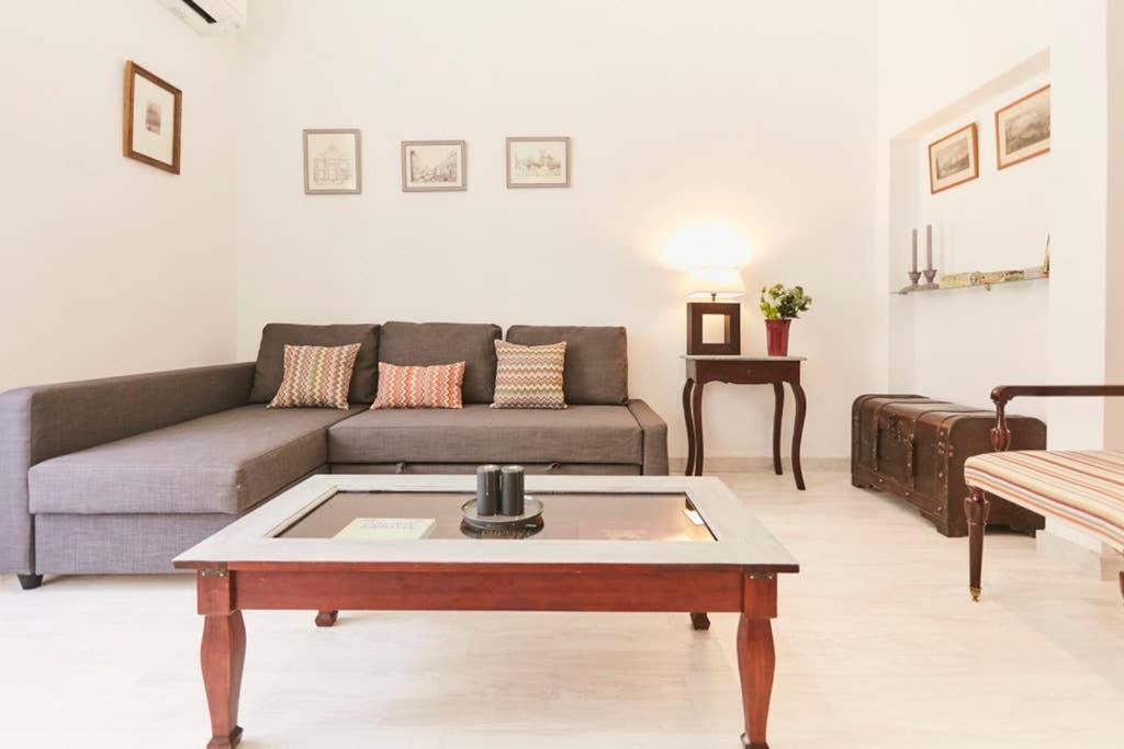 شقة Original Y Coqueto Apartamento Junto A Plaza Mayor مدريد المظهر الخارجي الصورة